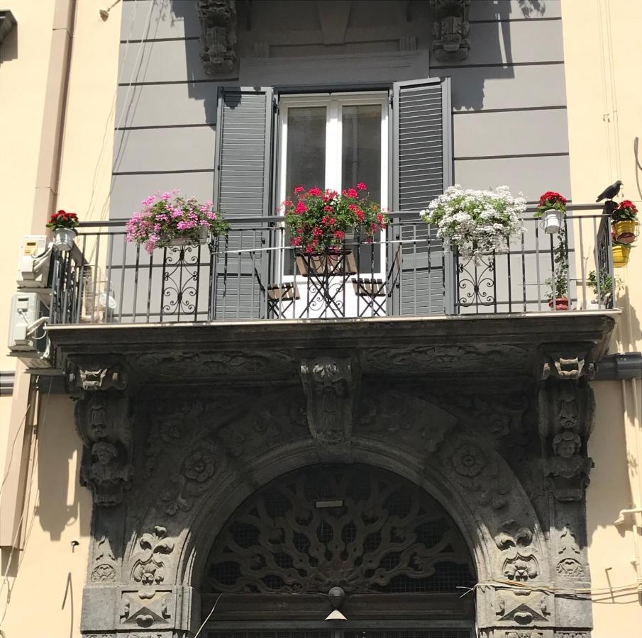 La Cartolina Di Napoli Parking Free Small Car מראה חיצוני תמונה