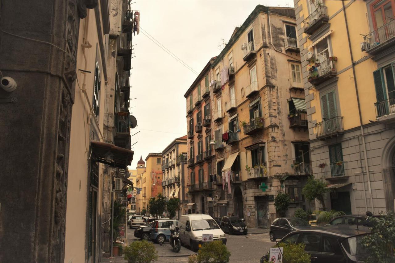 La Cartolina Di Napoli Parking Free Small Car מראה חיצוני תמונה
